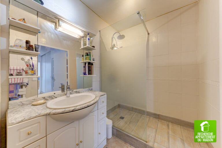 Photo du bien immobilier ancien T3 AU COEUR DE CRAPONNE
